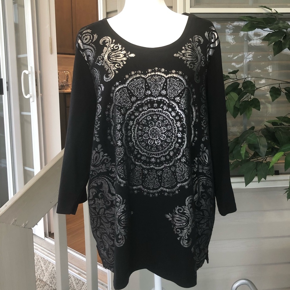 CJ Banks silver medallion black knit top